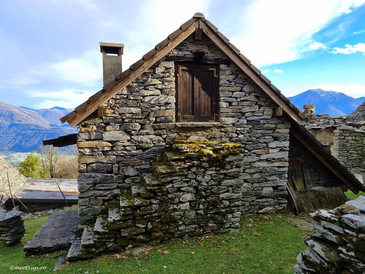Ticino - casa din piatra